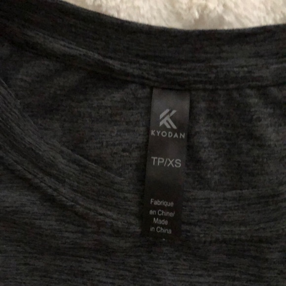 Kiodan women top - Picture 2 of 2